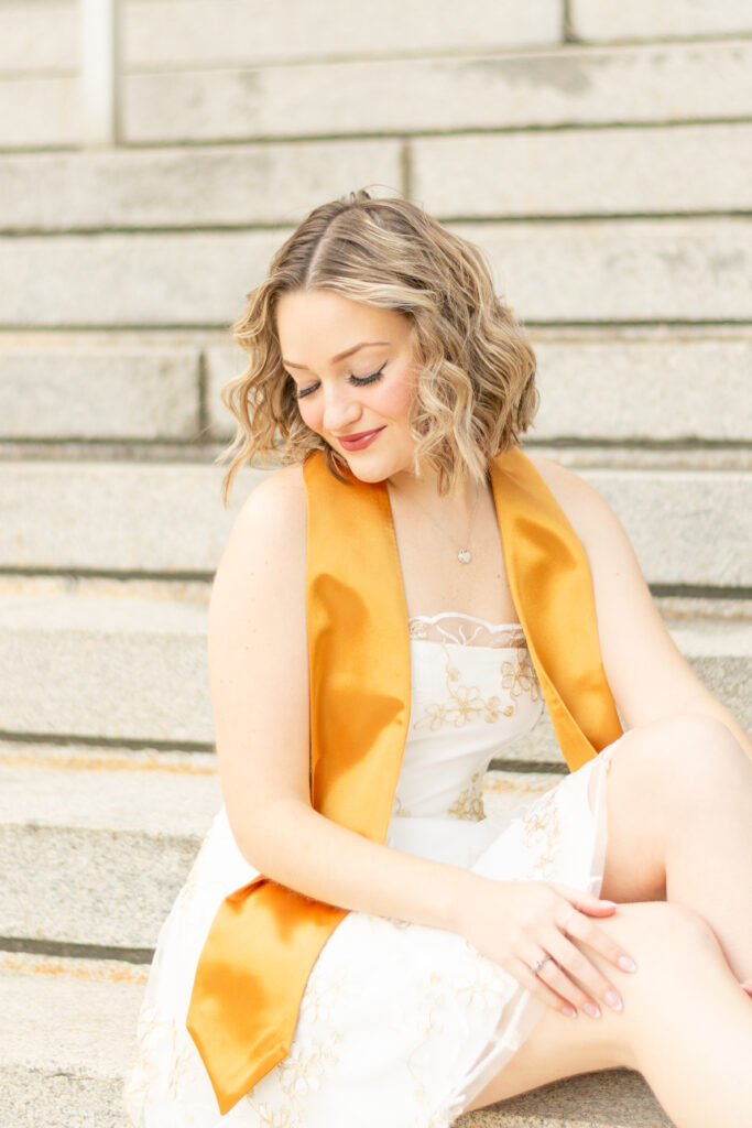 College Grad Hovde Hall